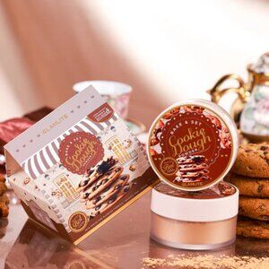 NWT Glamlite Cookie Dough Bake & Set Powder